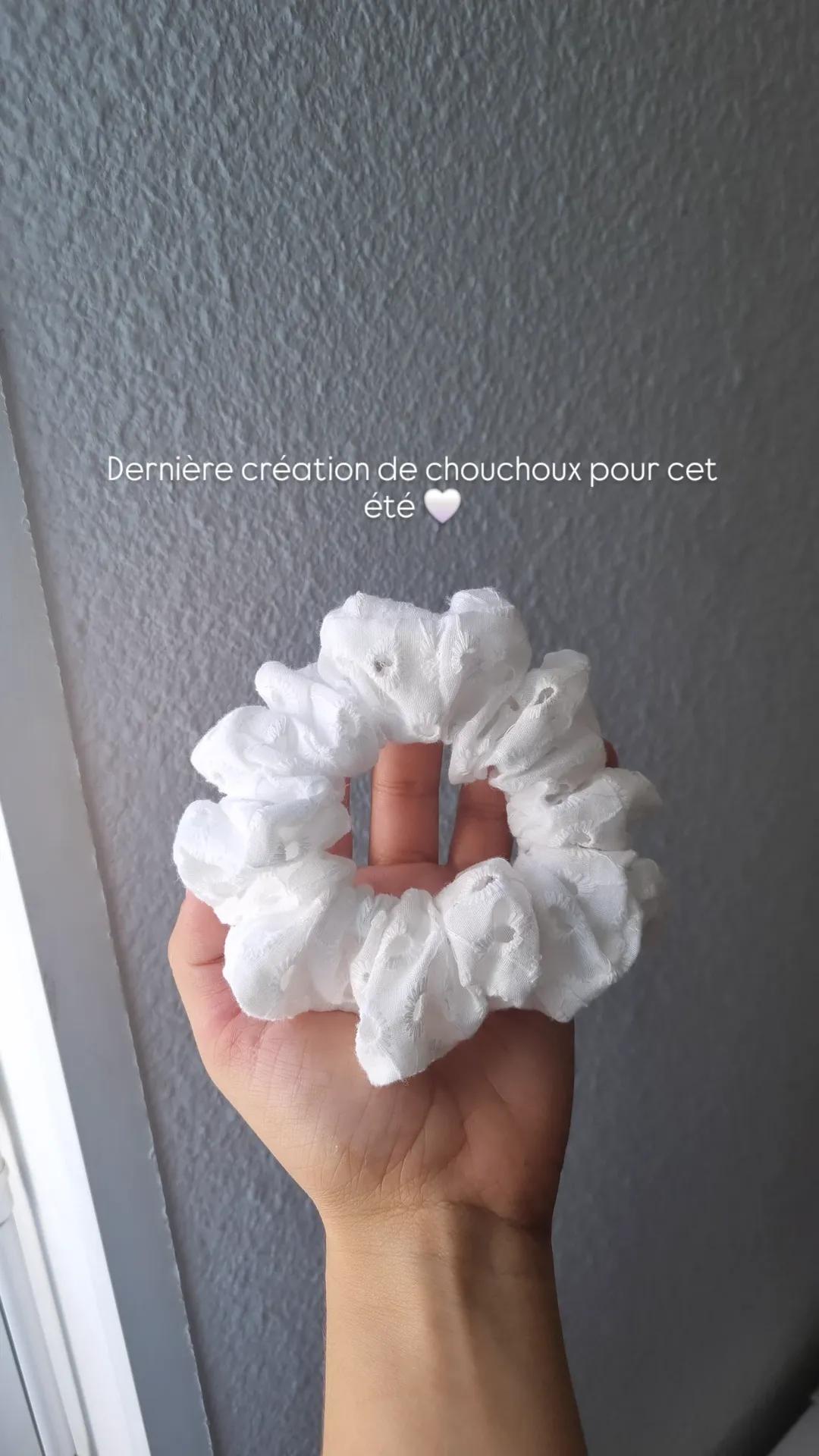 Scrunchie Isla – Scrunchie en broderie anglaise blanche fait main (100% coton) Ma boutique